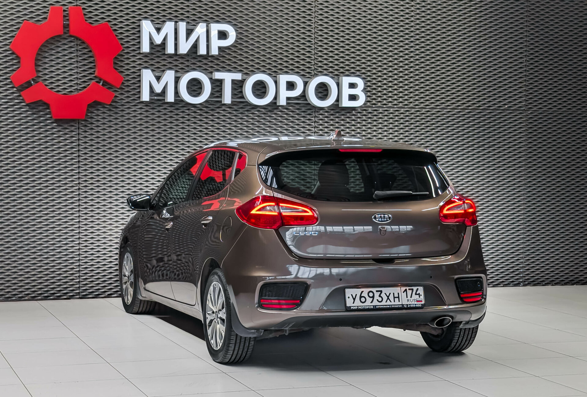 Kia Ceed, II Рестайлинг Luxe, 2018, Хэтчбек 5 дв.
