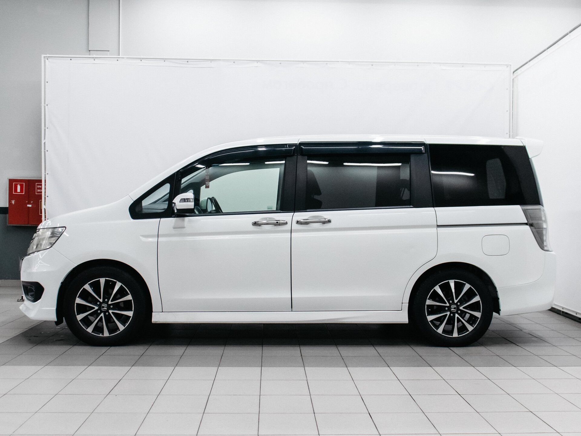 Honda Stepwgn 2012 8