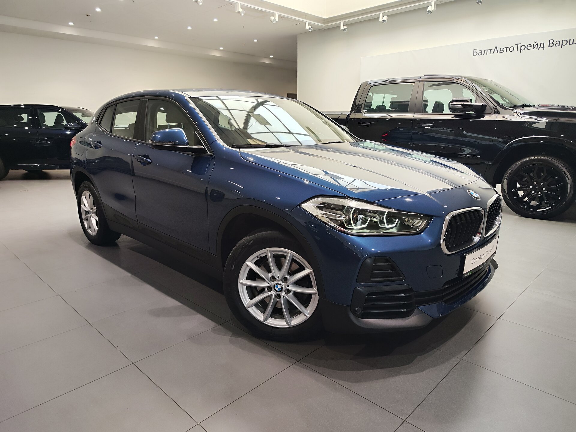 Автомобиль BMW X2 sDrive18i 1.5 AMT (140 л.с.) - 3