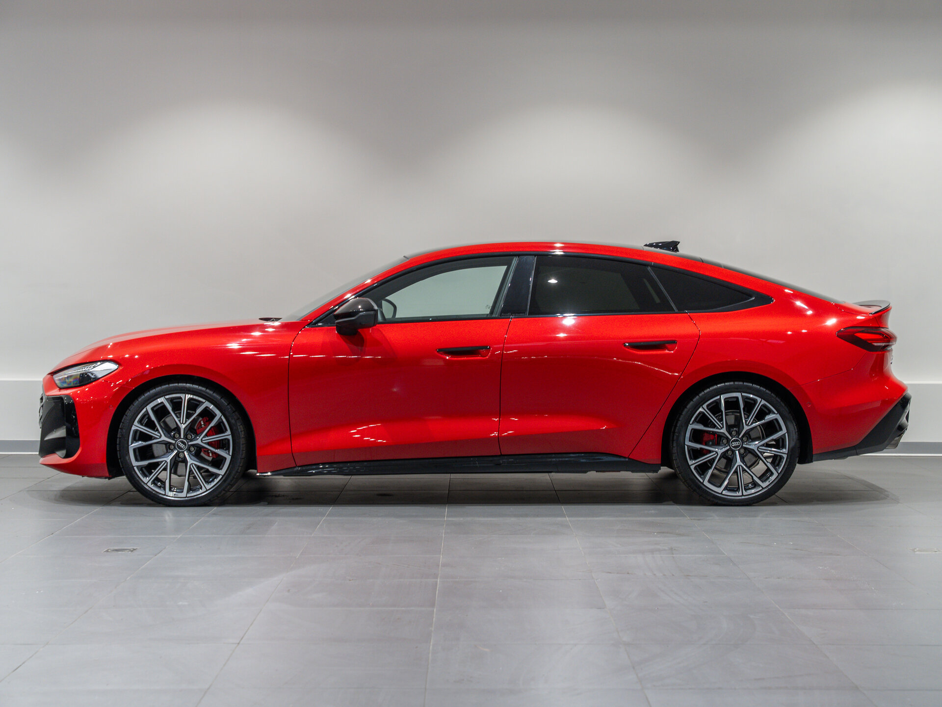 Автомобиль Audi A5 L 2.0 AMT (204 л.с.) 4WD - 8