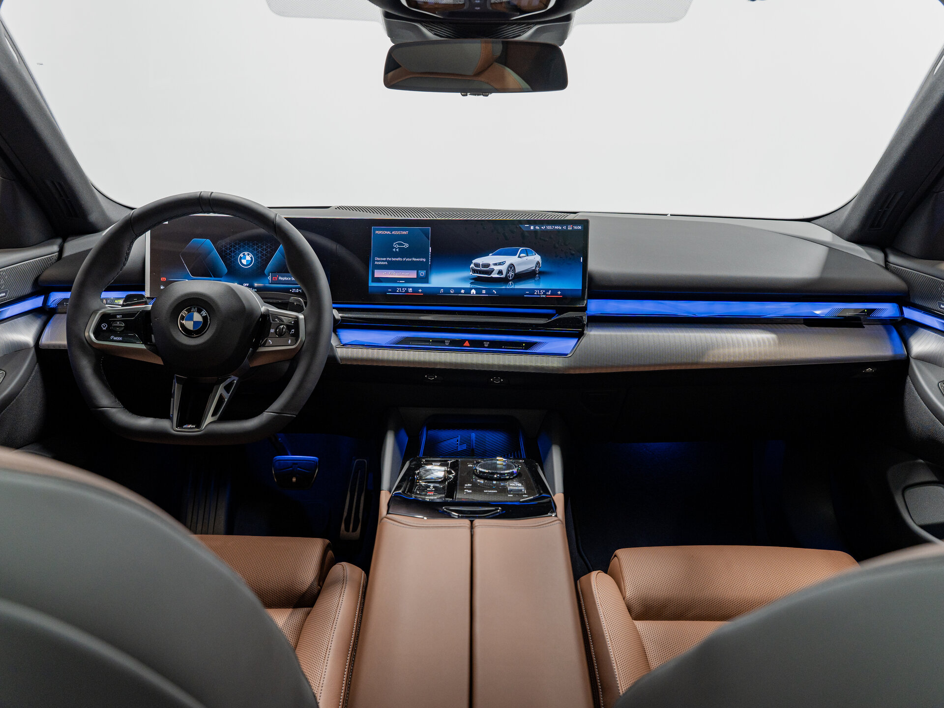 Автомобиль BMW 5 серии 530i xDrive 2.0 AT (258 л.с.) 4WD - 15