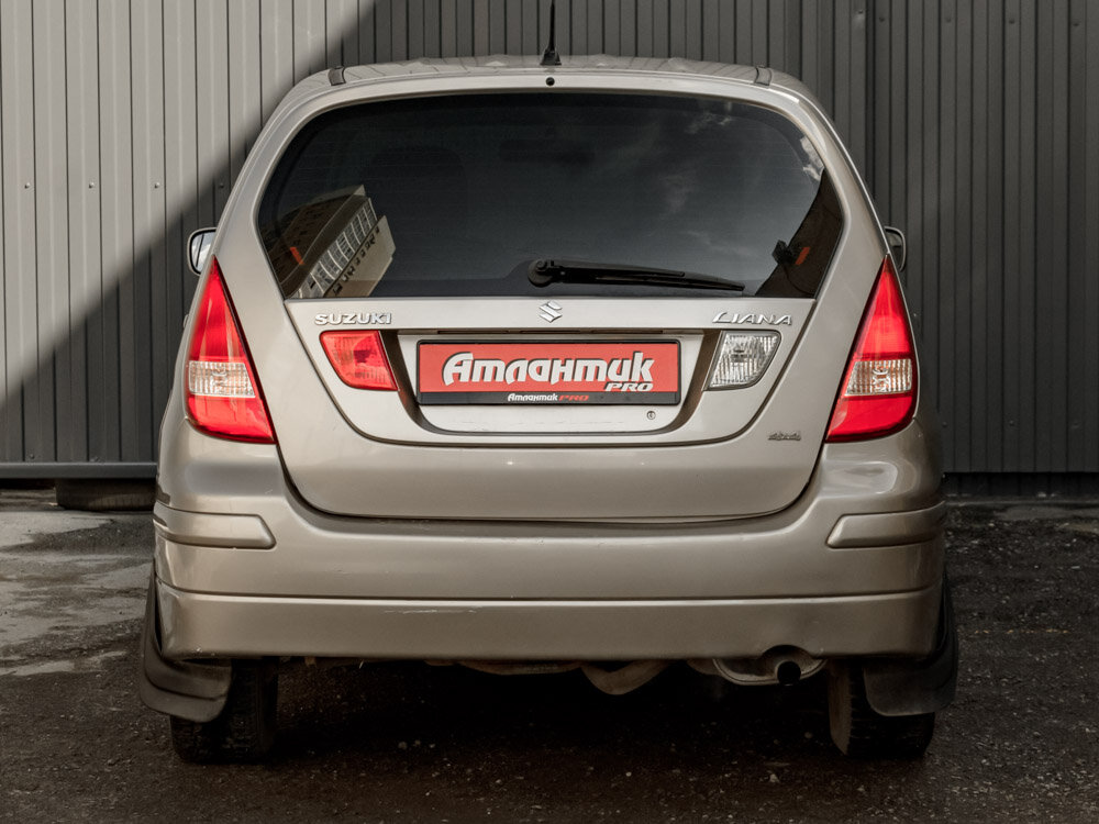 Купить Suzuki Liana 1.6 MT (106 л.с.) 4WD, 2004 в Екатеренбурге