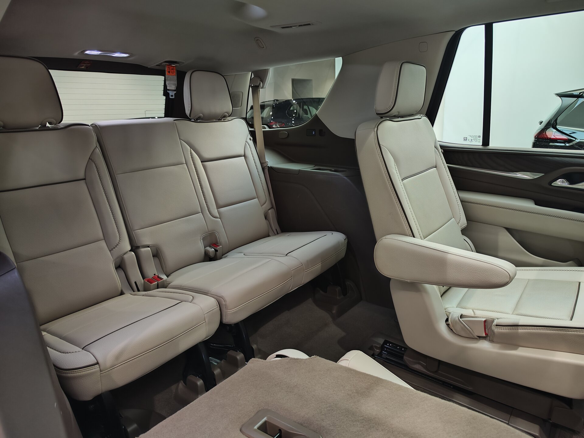 Автомобиль GMC Yukon 6.2 AT (426 л.с.) 4WD - 16