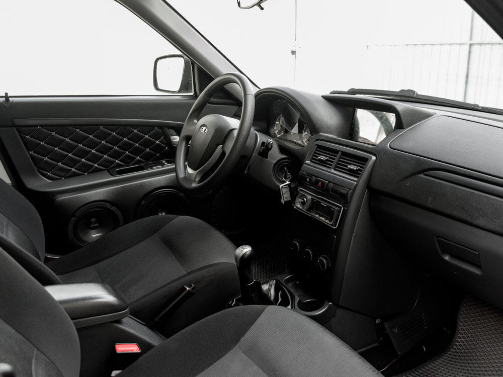 Купить Lada (ВАЗ) Priora 1.6 MT (87 л.с.), 2018 в Екатеренбурге