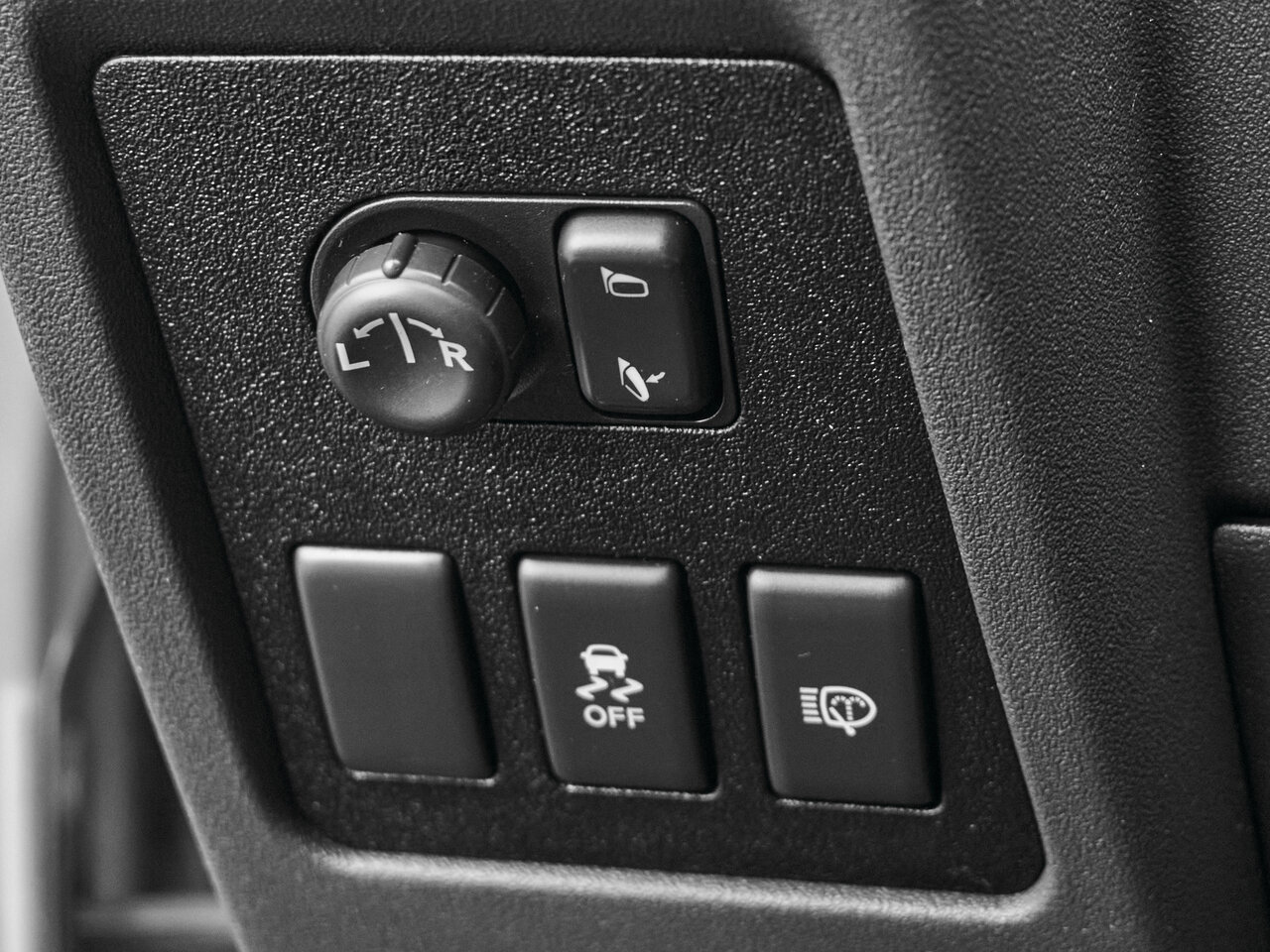 Купить Nissan Qashqai+2 2.0 CVT (141 л.с.) 4WD, 2012 в Екатеренбурге