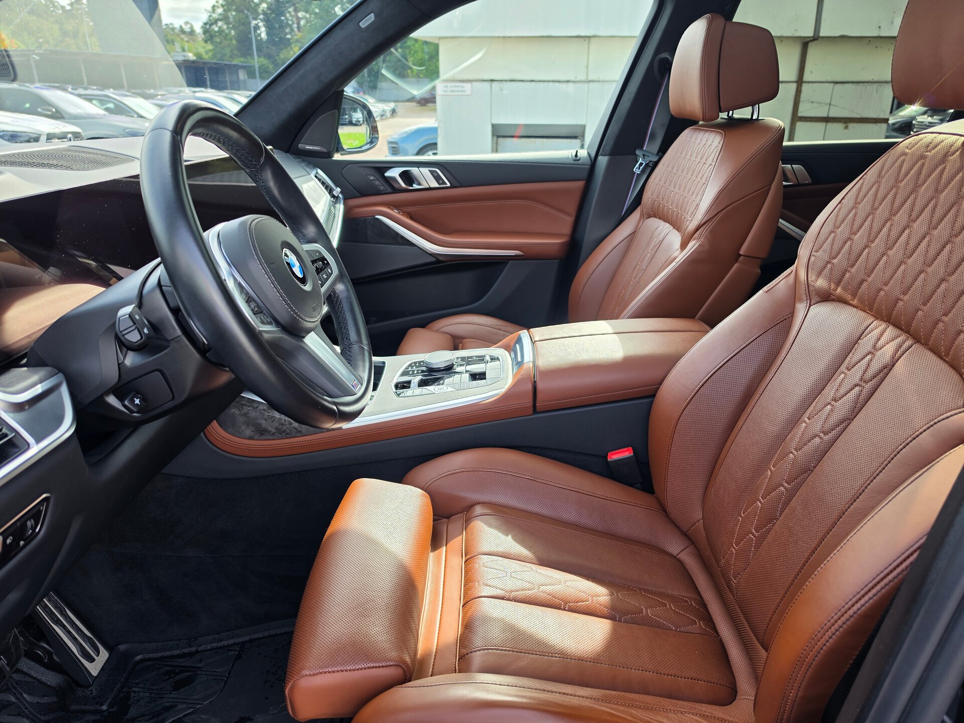 Автомобиль BMW X7 40d 3.0d AT (340 л.с.) 4WD - 3