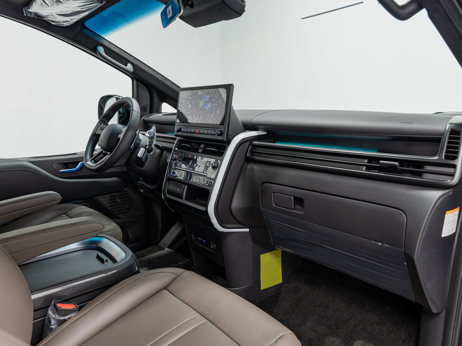 Автомобиль Hyundai Staria 1.6hyb AT (245 л.с.) - 17