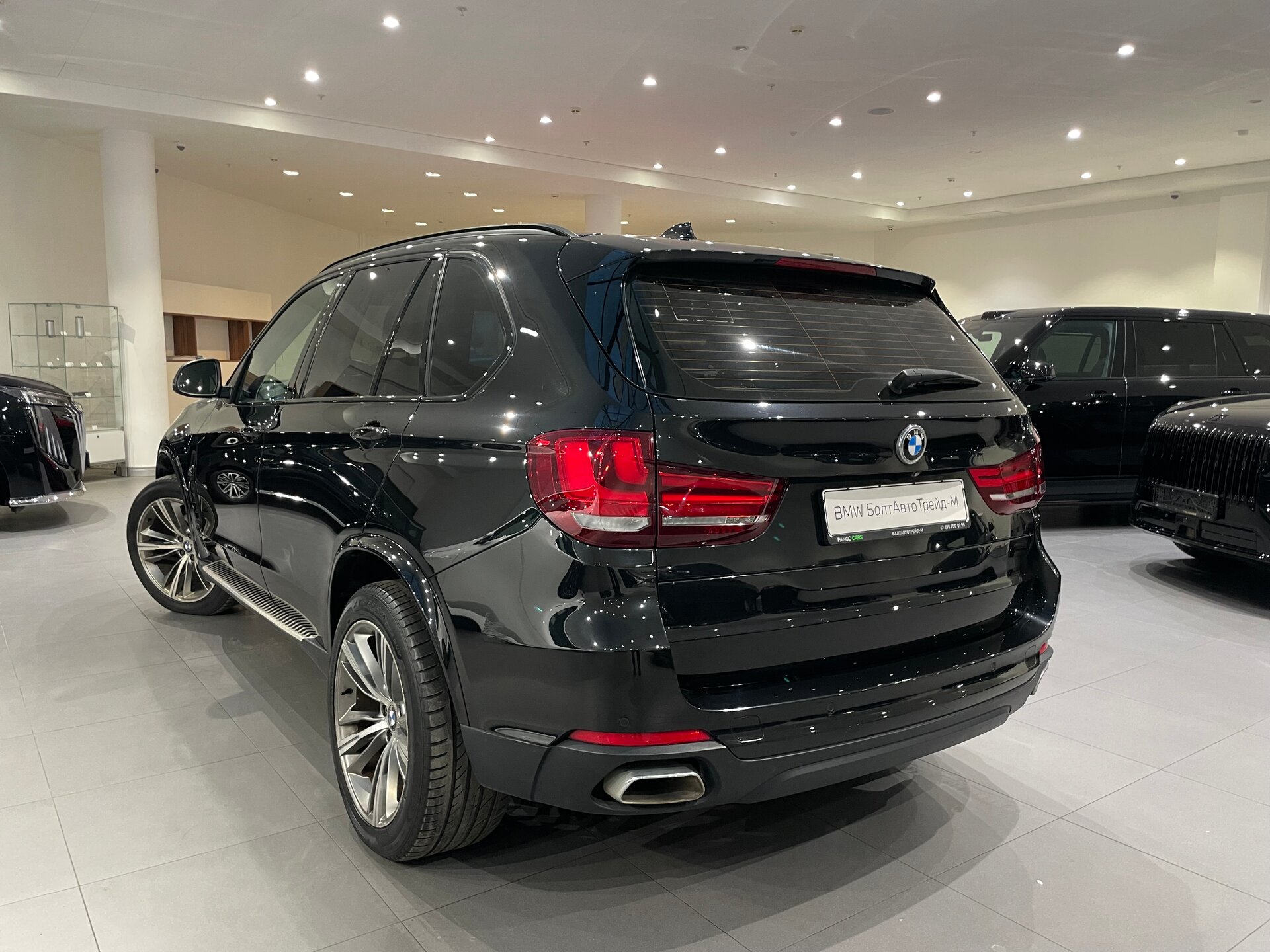 Автомобиль BMW X5 25d 3.0d AT (218 л.с.) 4WD - 4