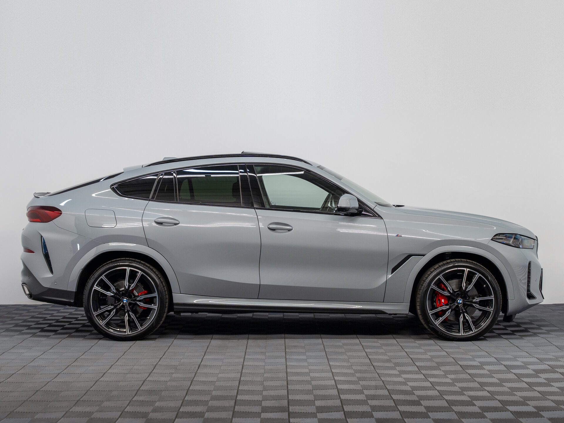 Автомобиль BMW X6 30d 3.0d AT (286 л.с.) 4WD - 7