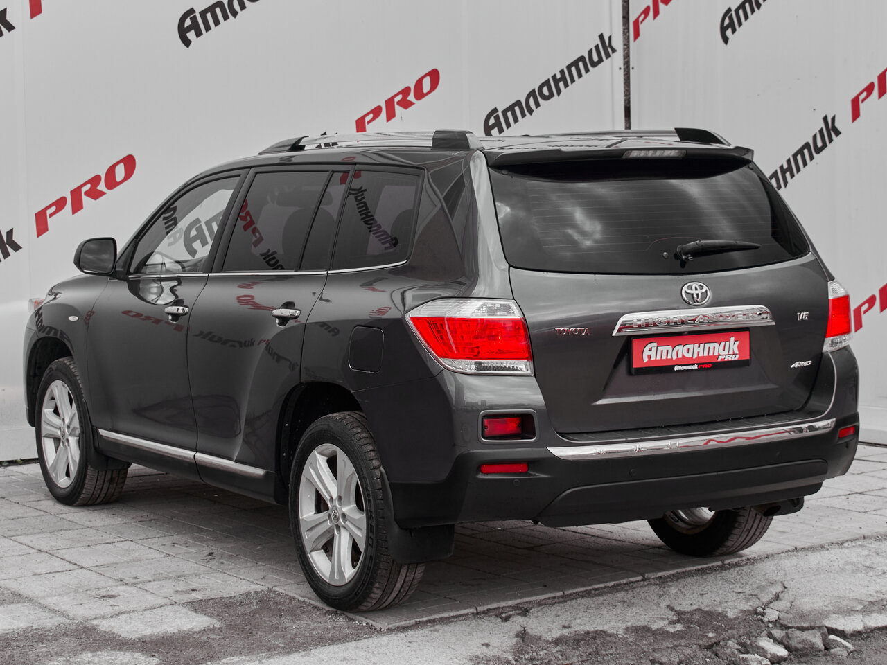 Купить Toyota Highlander 3.5 AT (273 л.с.) 4WD, 2012 в Екатеренбурге