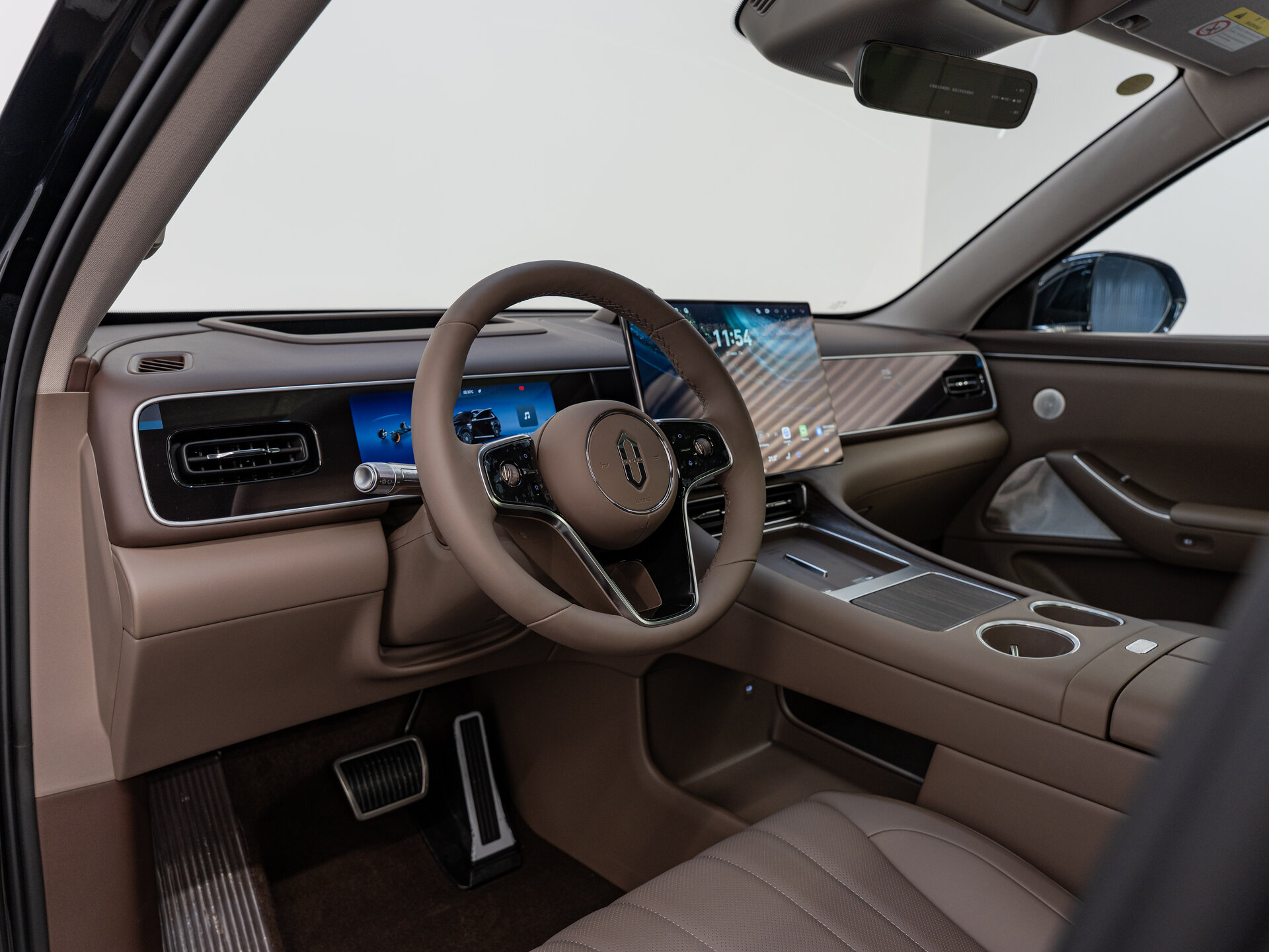 Автомобиль Aito M7 53.4 kWh 1.5hyb AT (533 л.с.) 4WD - 9