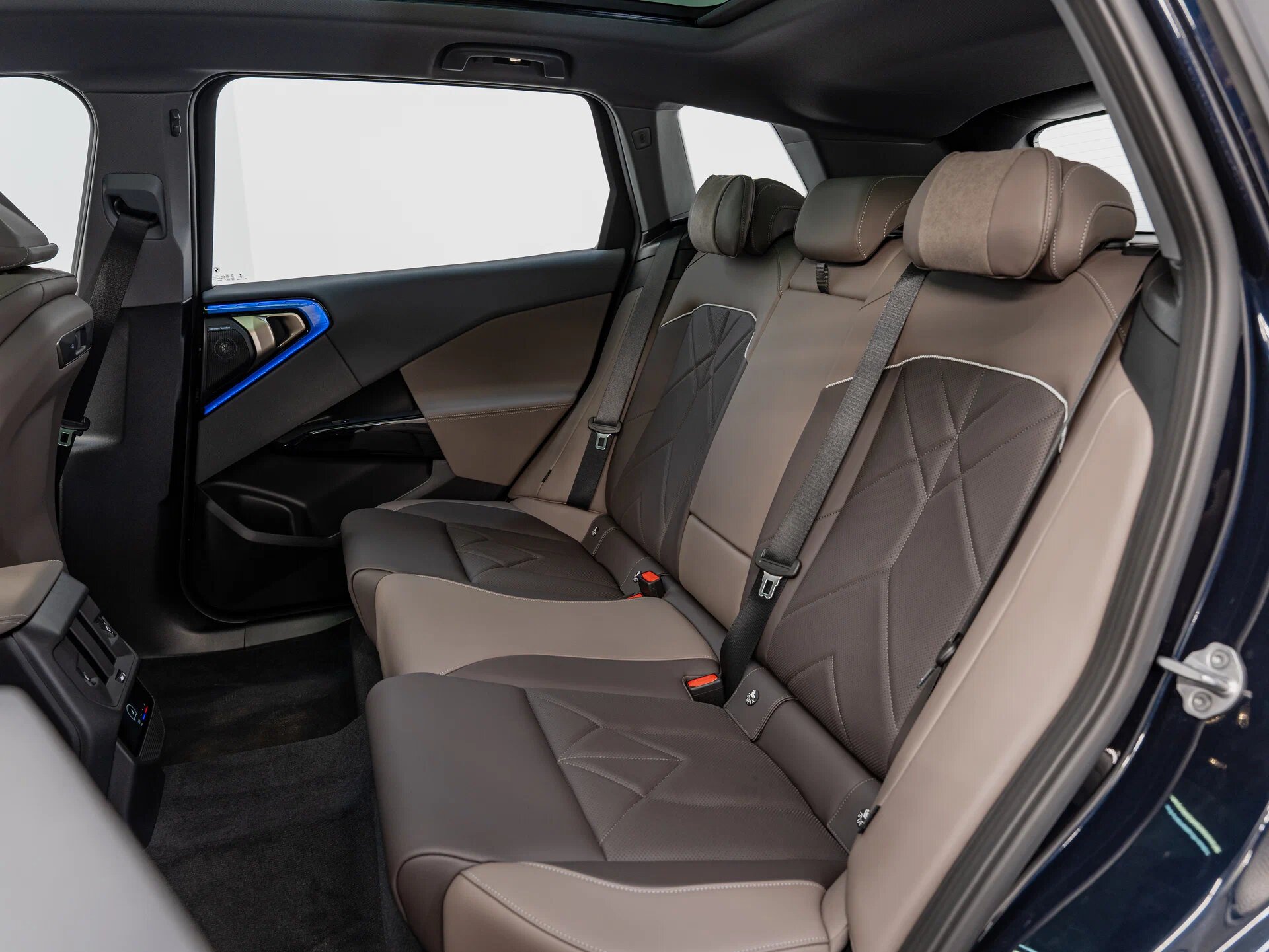Автомобиль BMW X3 30L xDrive 2.0 AT (258 л.с.) 4WD - 19