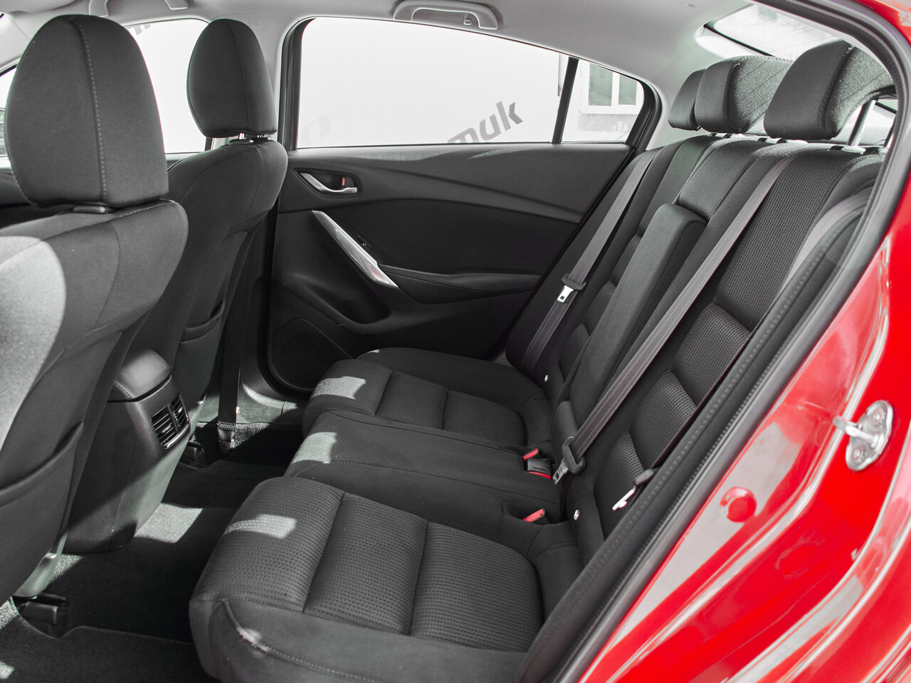 Купить Mazda 6 2.0 AT (150 л.с.), 2017 в Екатеренбурге