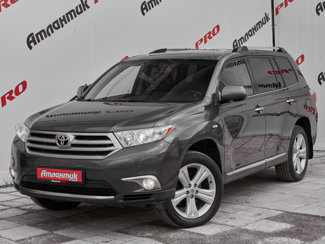 Купить Toyota Highlander 3.5 AT (273 л.с.) 4WD, 2012 в Екатеренбурге