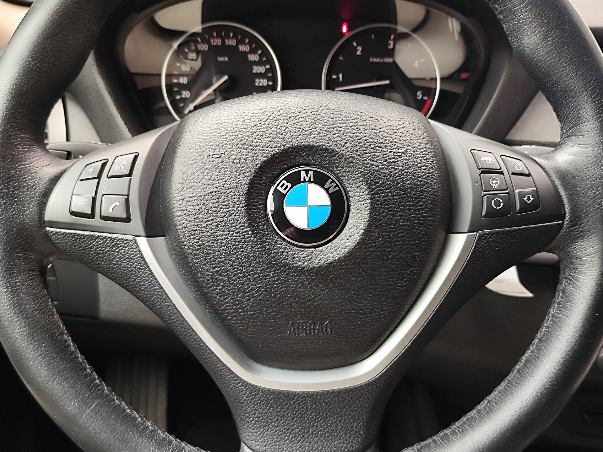 Автомобиль BMW X5 30d 3.0d AT (245 л.с.) 4WD - 16