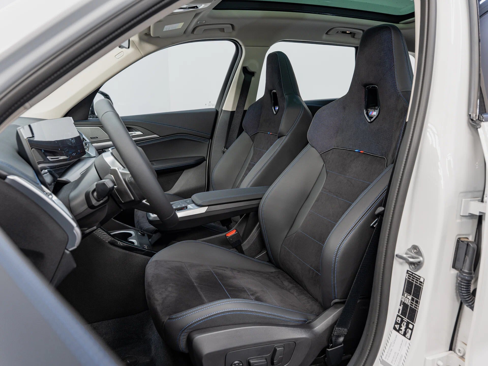 Автомобиль BMW X1 25Li xDrive 2.0 AMT (204 л.с.) 4WD - 20