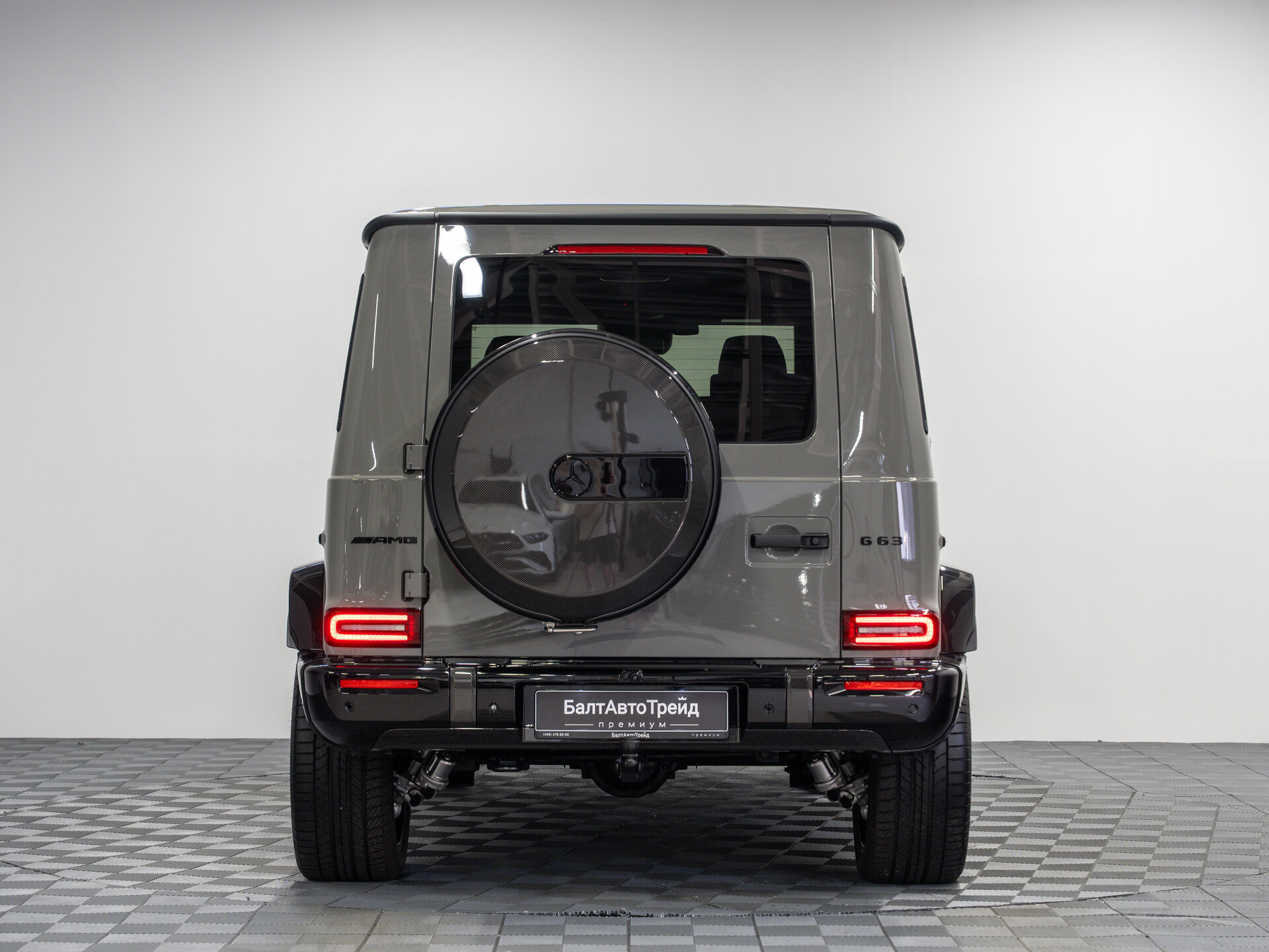 Автомобиль Mercedes-Benz G-Класс AMG 63 AMG 4.0 AT (585 л.с.) 4WD - 9