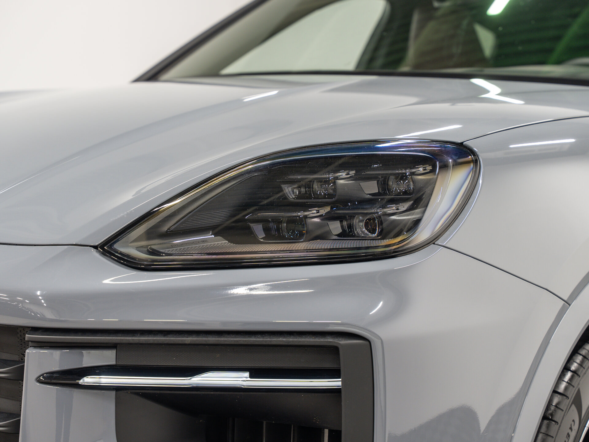Автомобиль Porsche Cayenne E-Hybrid Coupé 3.0hyb AT (470 л.с.) 4WD - 2