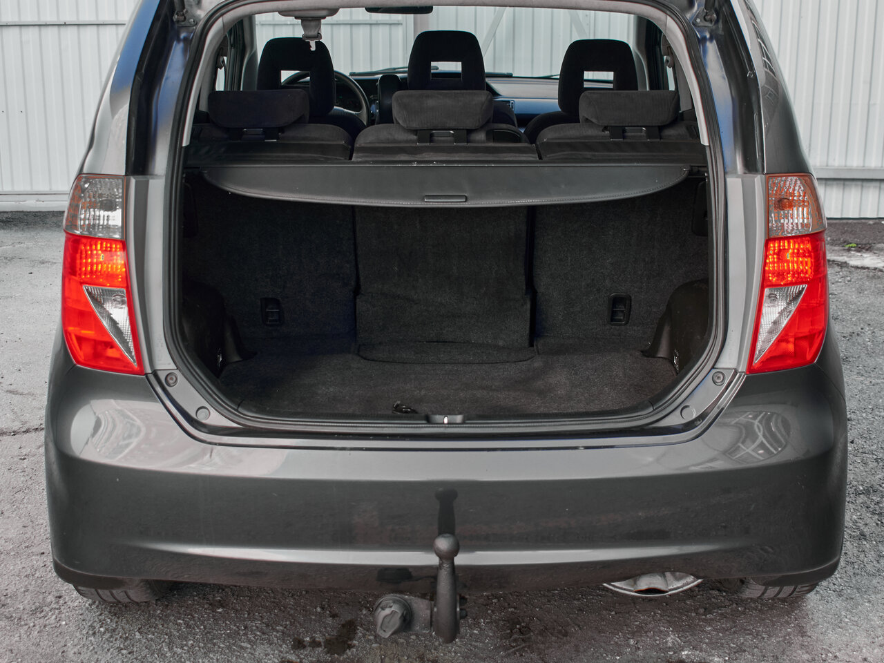 Купить Honda FR-V 1.8 MT (140 л.с.), 2008 в Екатеренбурге