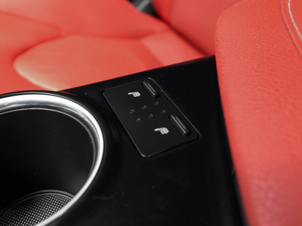 Купить Toyota Camry US Market 3.5 AT (301 л.с.), 2018 в Екатеренбурге