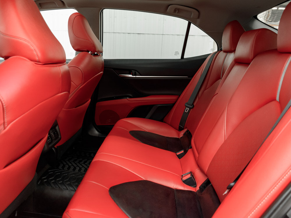 Купить Toyota Camry US Market 3.5 AT (301 л.с.), 2018 в Екатеренбурге