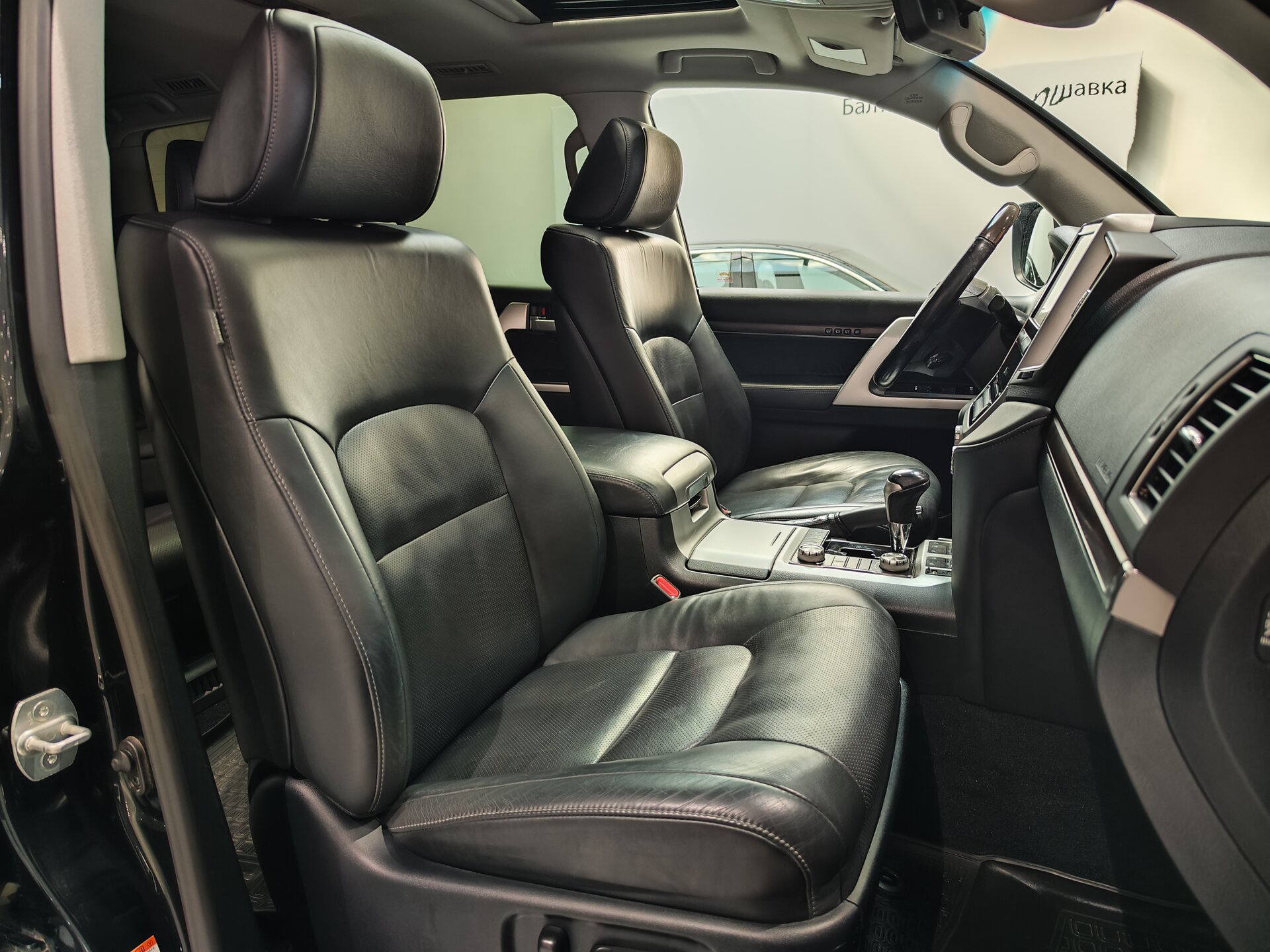 Автомобиль Toyota Land Cruiser 4.5d AT (249 л.с.) 4WD - 12