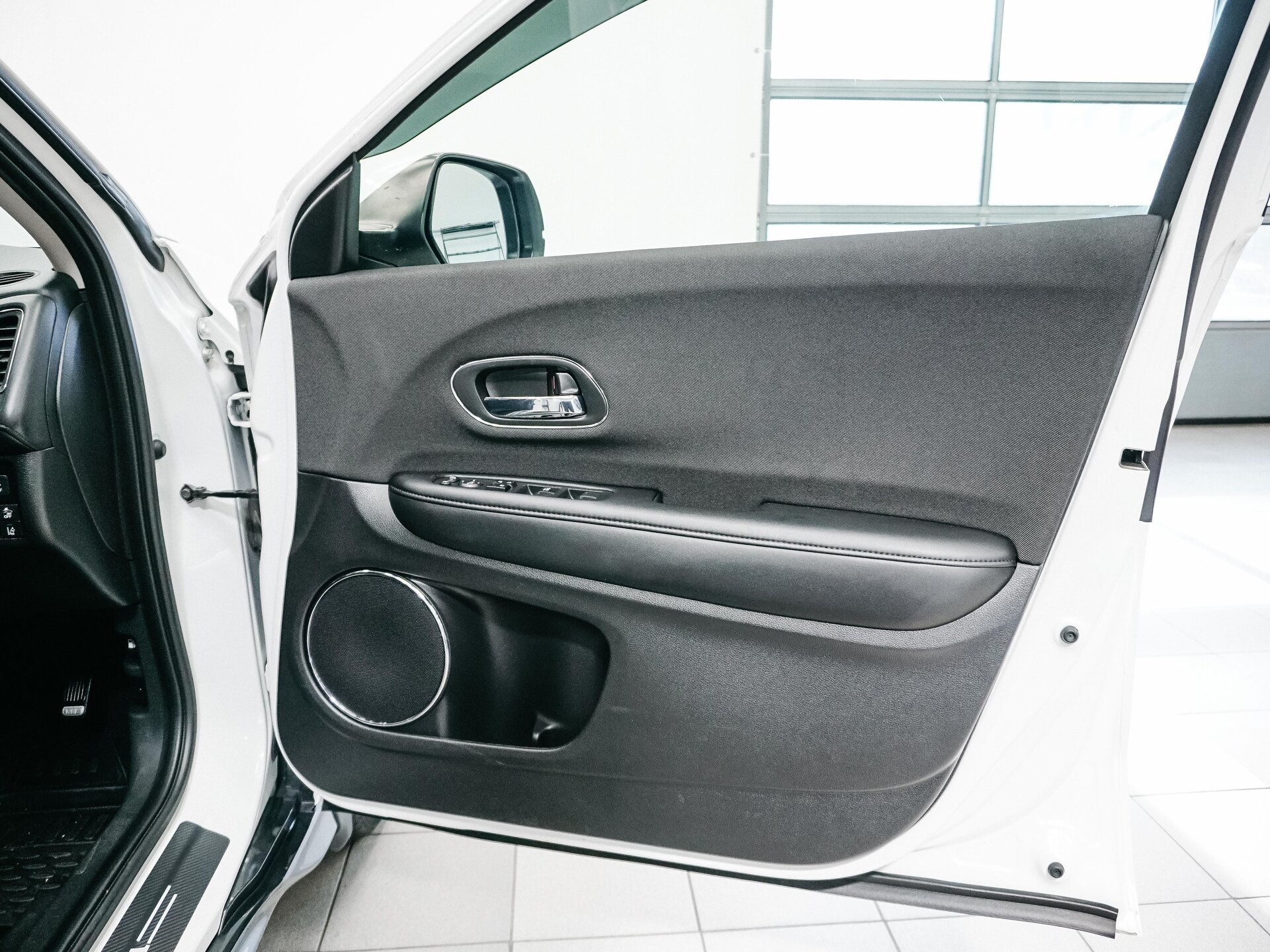 Honda Vezel 2018 10