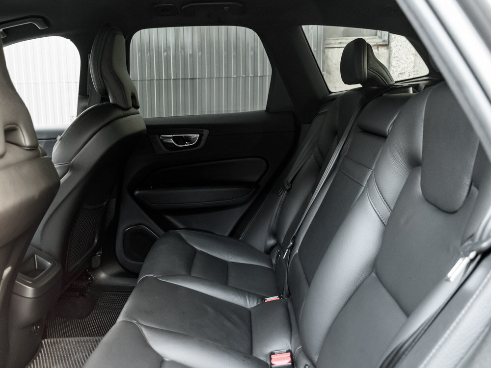 Купить Volvo XC60 2.0 AT (249 л.с.) 4WD, 2021 в Екатеренбурге