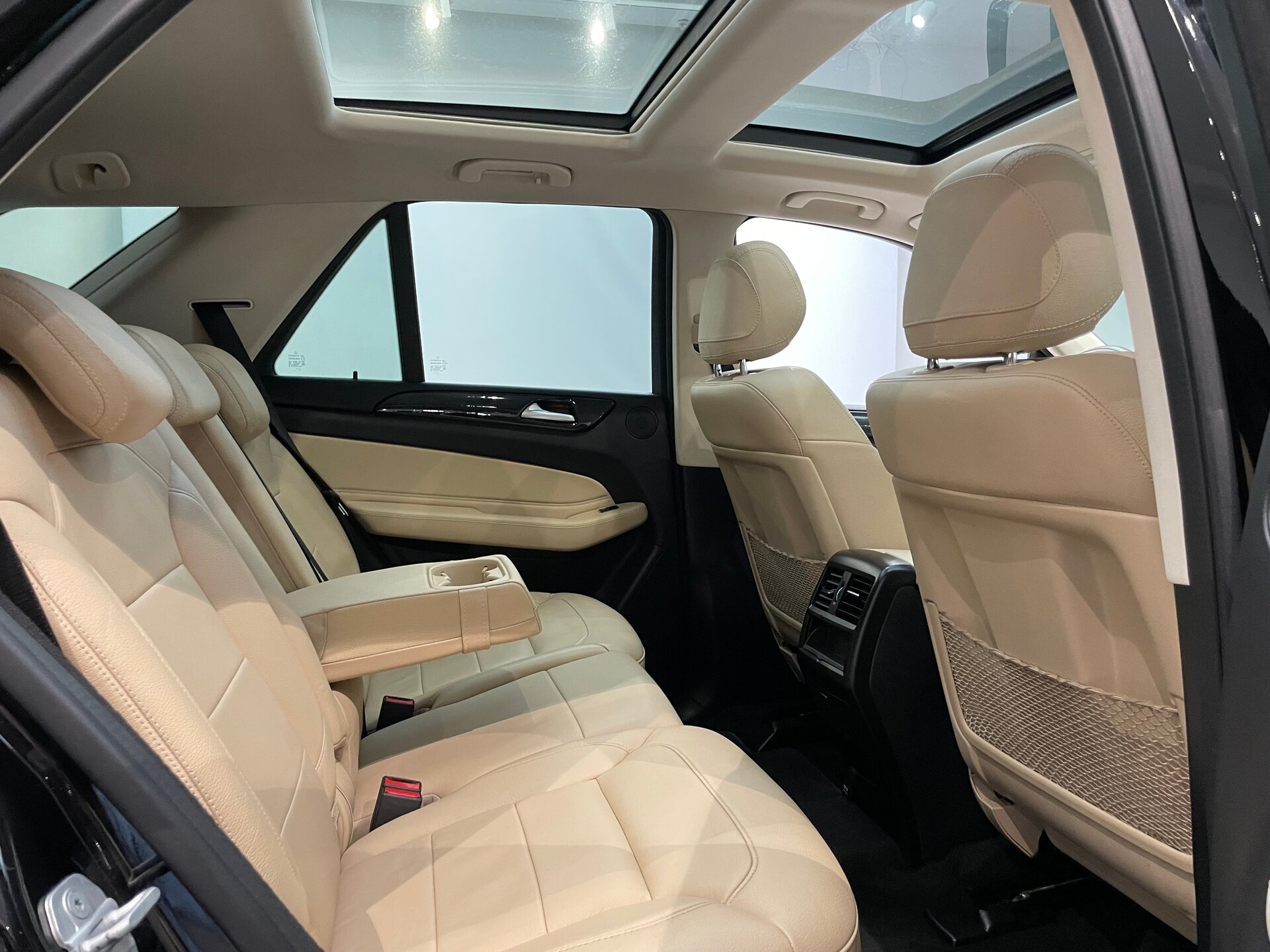 Автомобиль Mercedes-Benz GLE 350 d 3.0d AT (249 л.с.) 4WD - 10