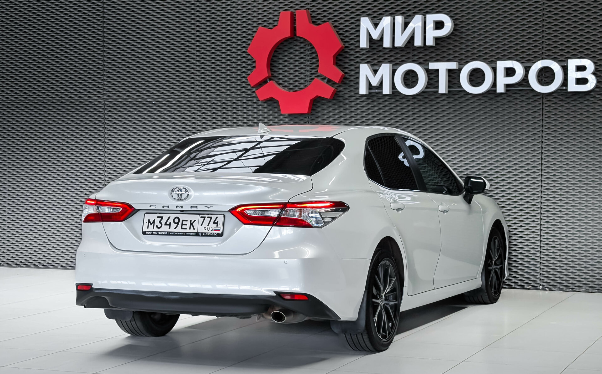 Toyota Camry, VIII (XV70) Люкс Safety, 2018, Седан