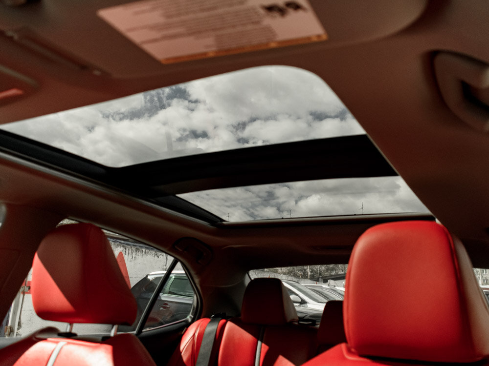 Купить Toyota Camry US Market 3.5 AT (301 л.с.), 2018 в Екатеренбурге