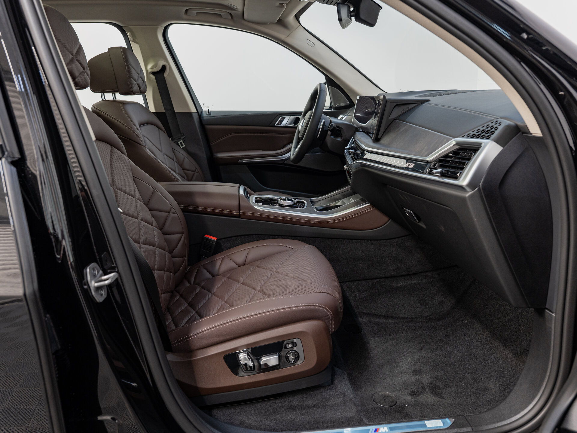 Автомобиль BMW X5 30Li 2.0 AT (258 л.с.) 4WD - 10