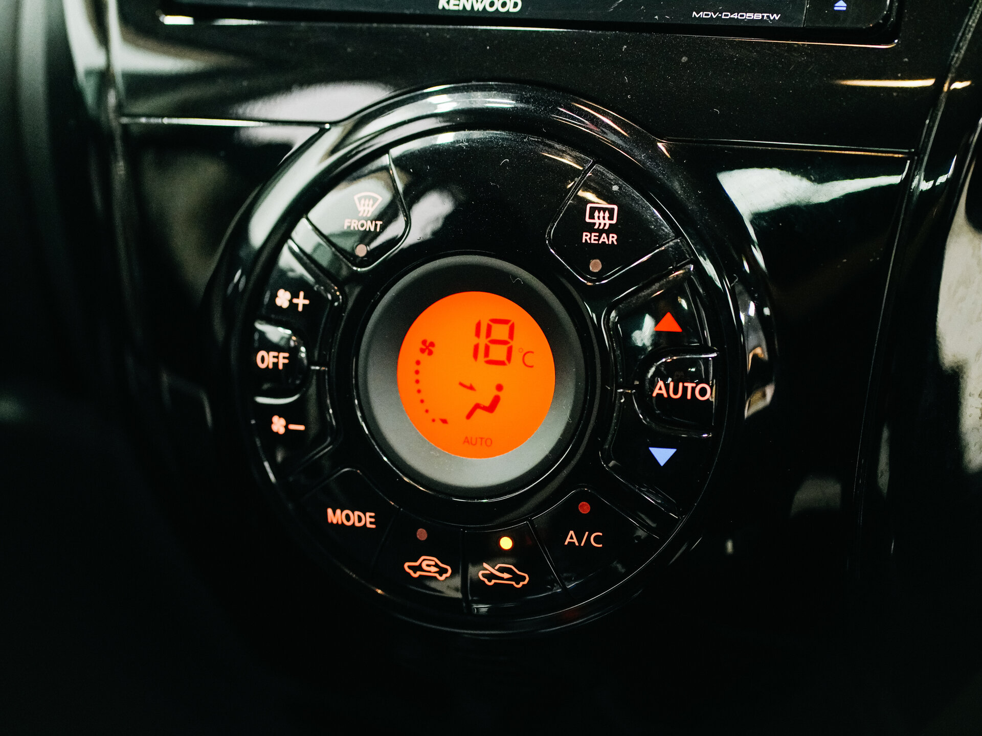 Nissan Note 2018 21