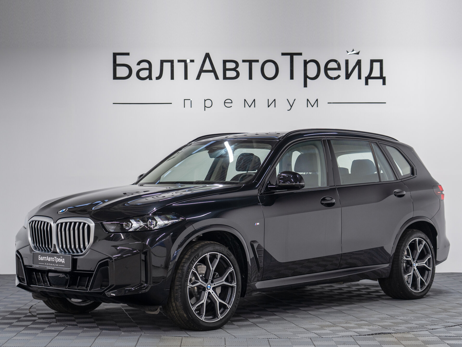 Автомобиль BMW X5 30Li 2.0 AT (258 л.с.) 4WD - 1