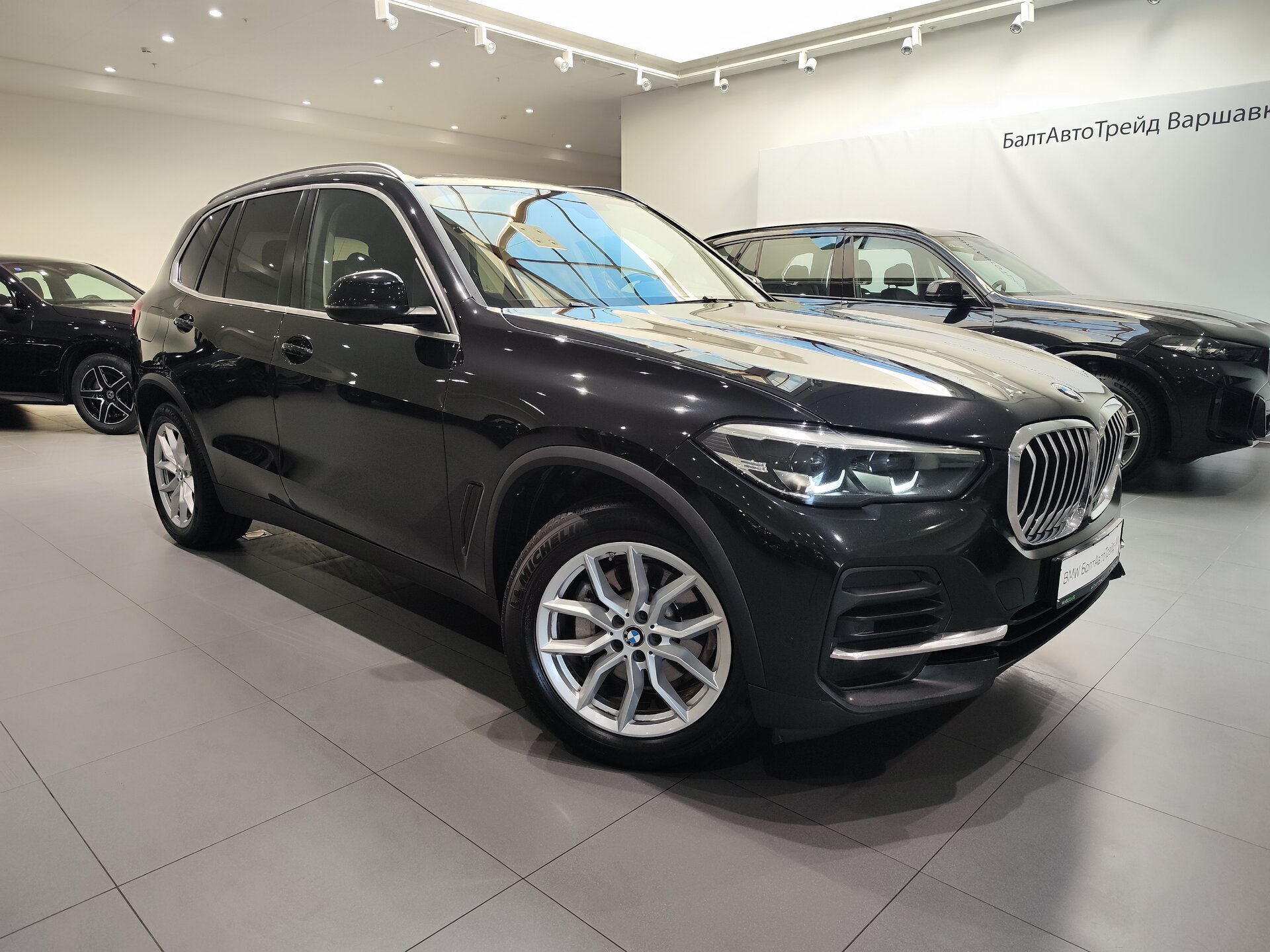 Автомобиль BMW X5 30d 3.0d AT (249 л.с.) 4WD - 3