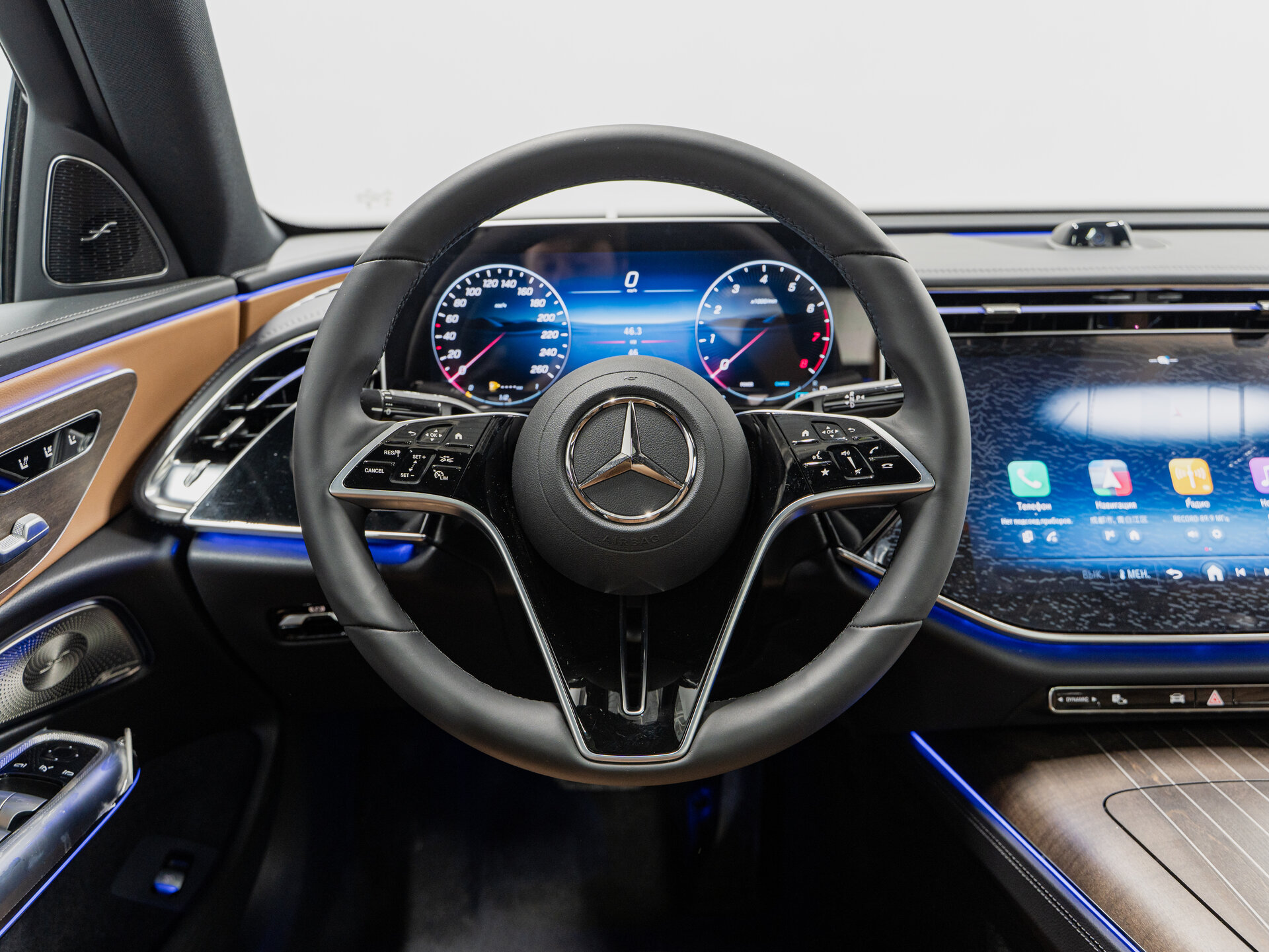 Автомобиль Mercedes-Benz E-Класс 260 L 2.0 AT (204 л.с.) 4WD - 16