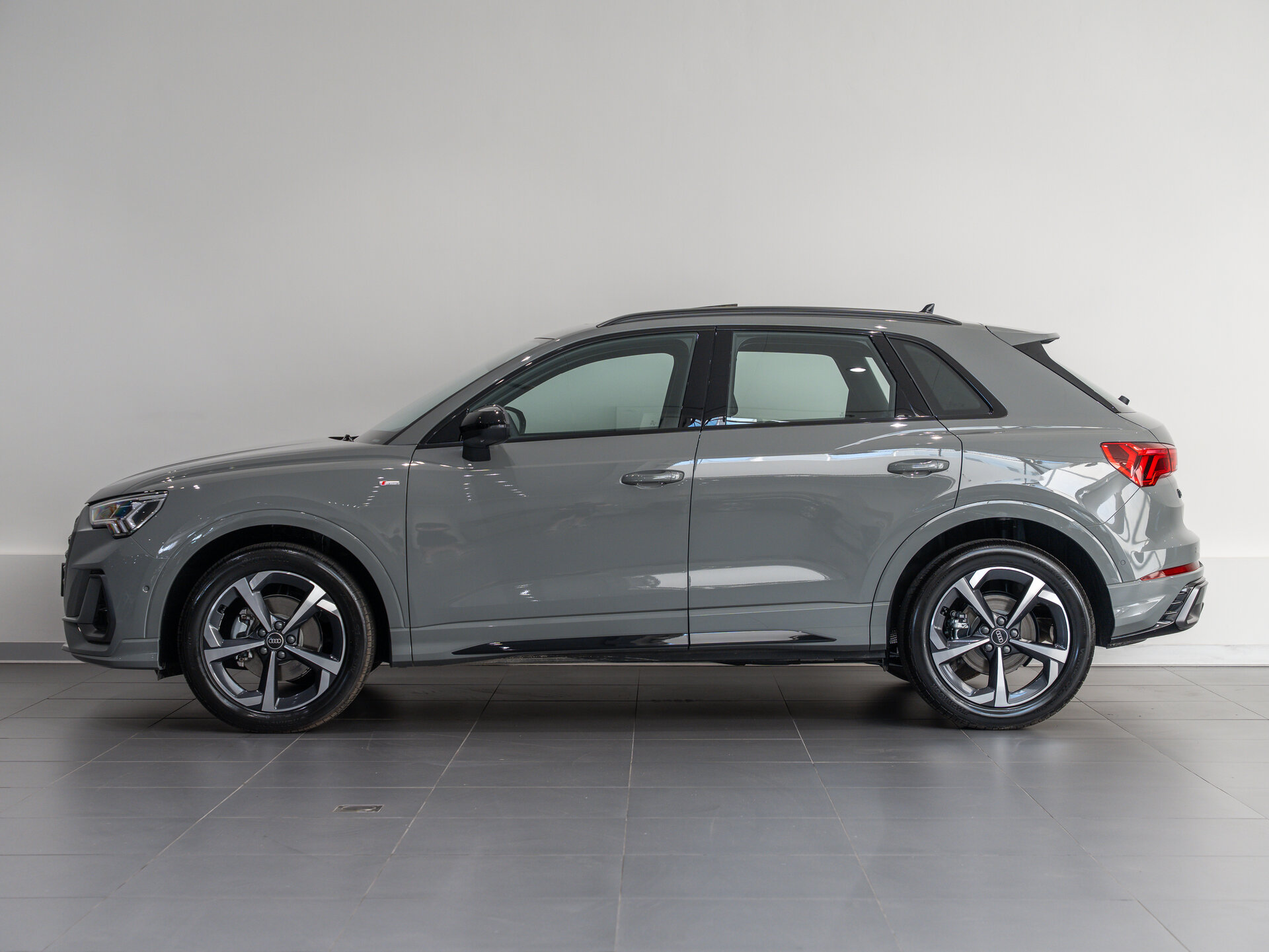 Автомобиль Audi Q3 35 TFSI 1.5 AMT (160 л.с.) - 8