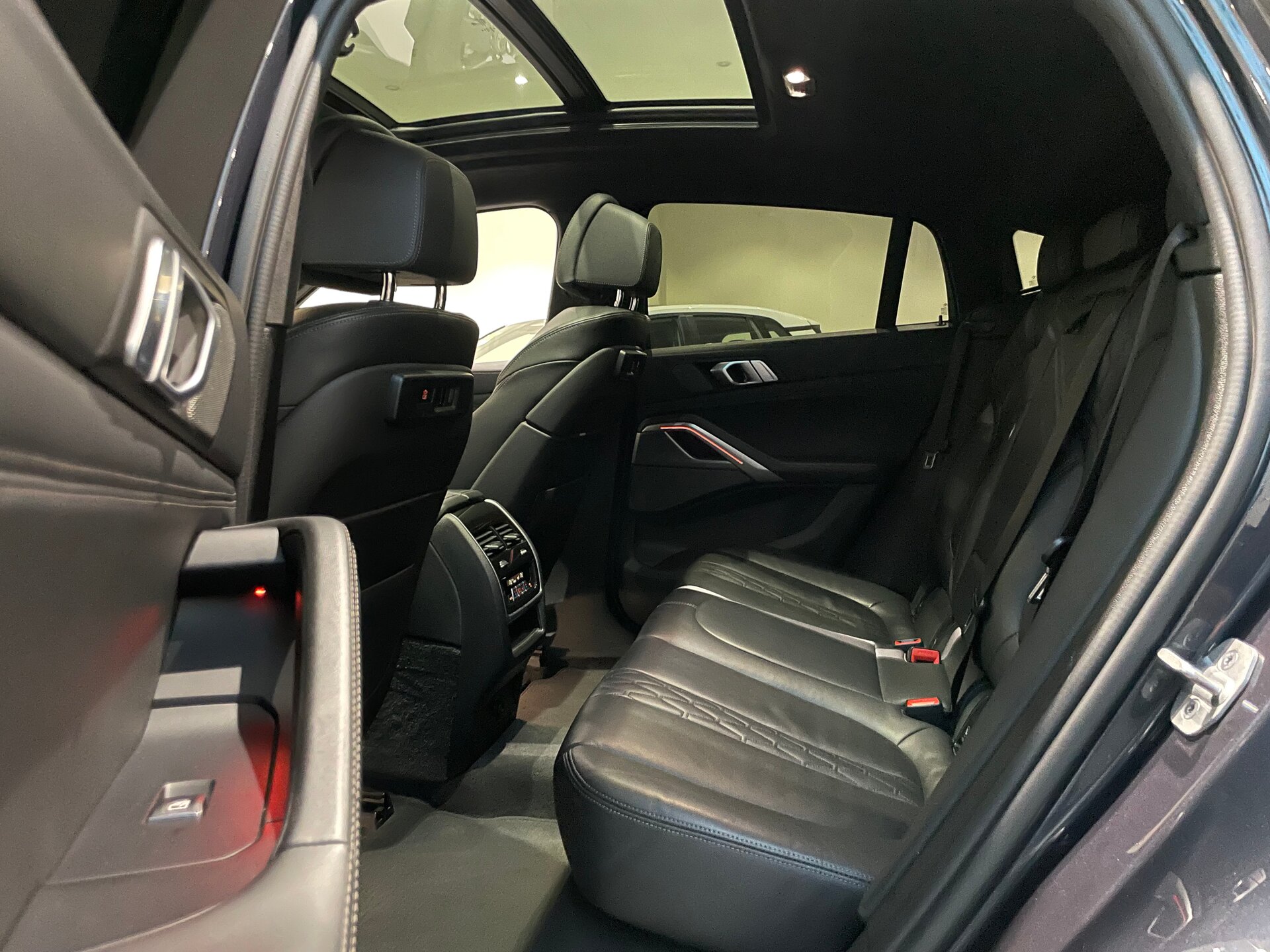 Автомобиль BMW X6 40d 3.0d AT (340 л.с.) 4WD - 9