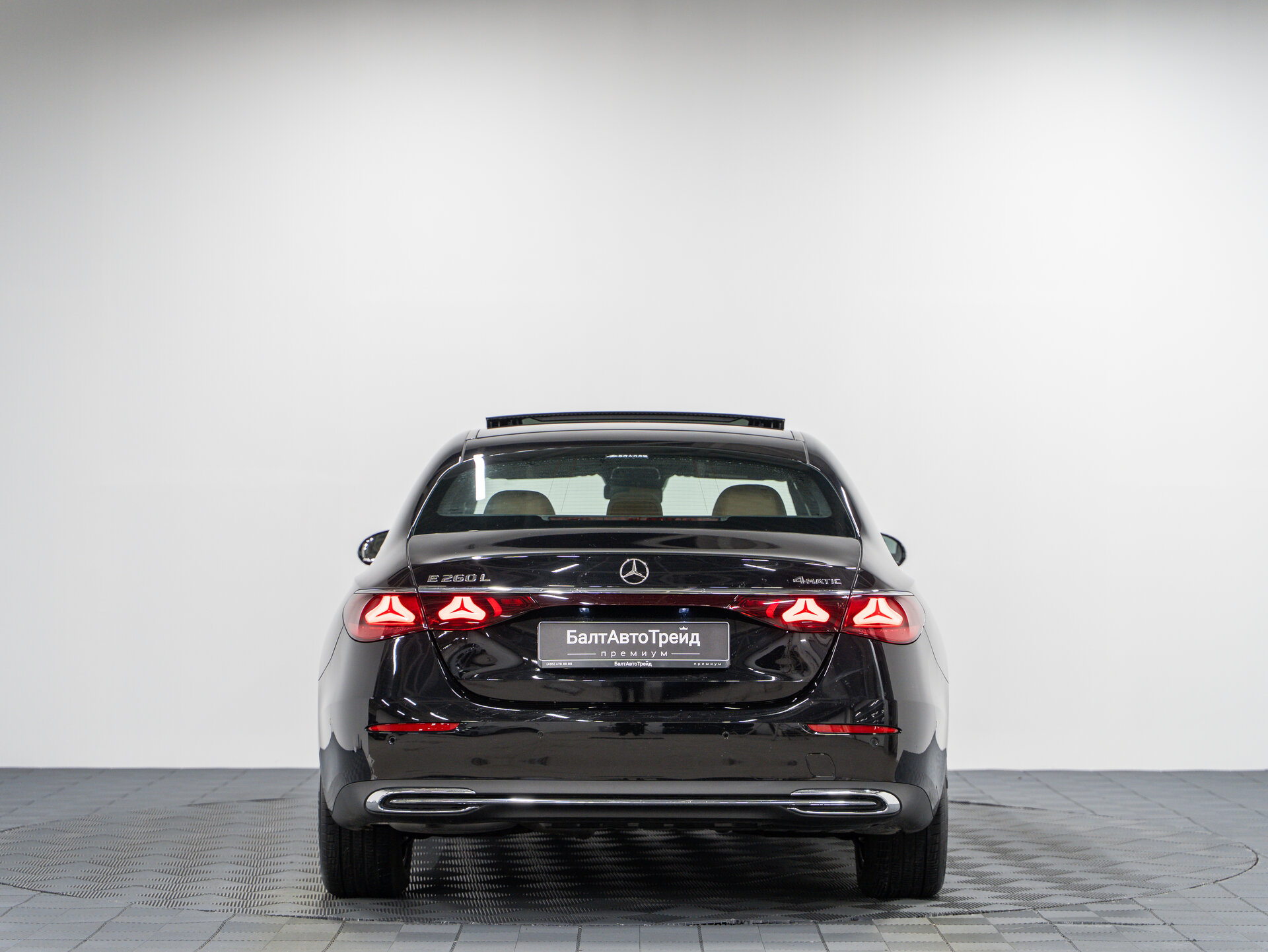 Автомобиль Mercedes-Benz E-Класс 260 L 2.0 AT (204 л.с.) 4WD - 8