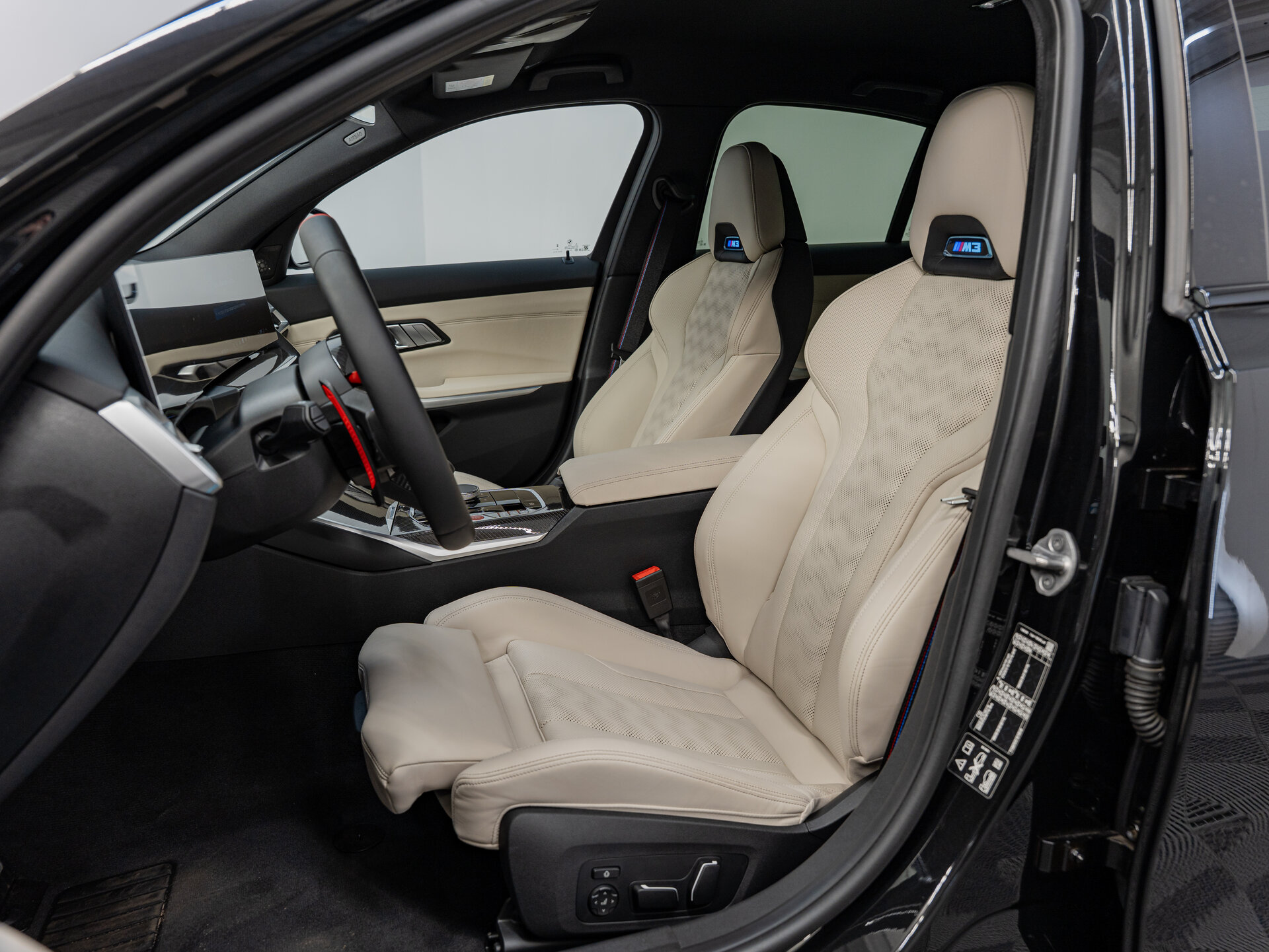 Автомобиль BMW M3 Competition Package 3.0 AT (530 л.с.) 4WD - 17