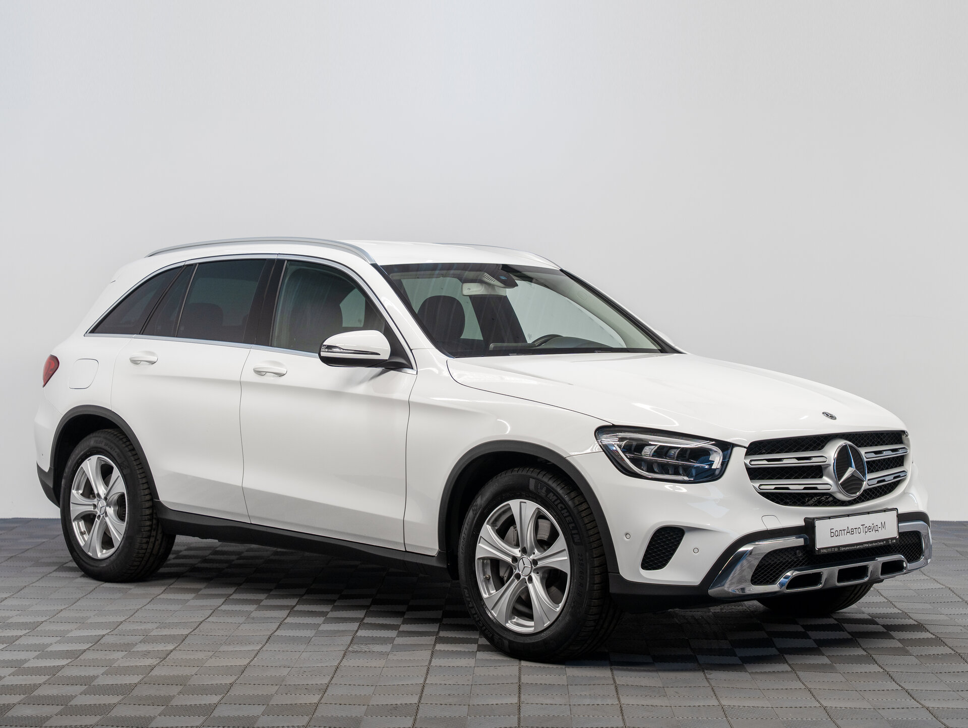 Автомобиль Mercedes-Benz GLC 200 2.0 AT (197 л.с.) 4WD - 3