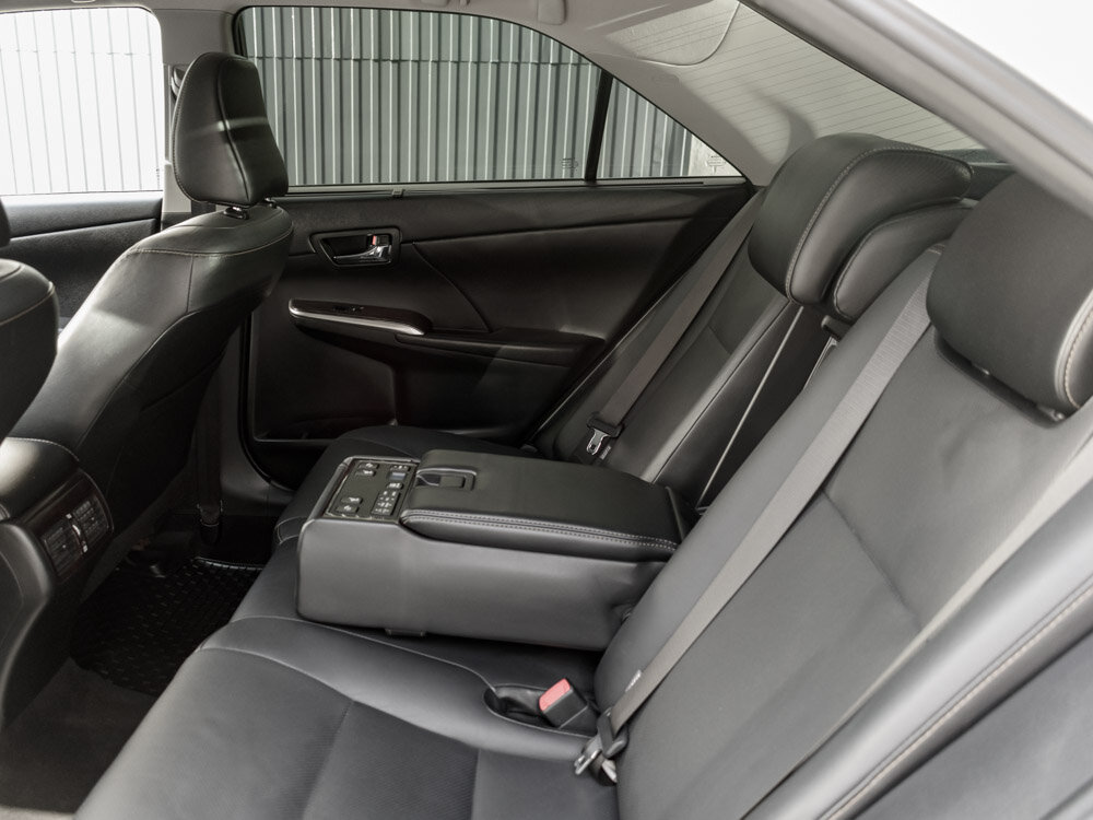 Купить Toyota Camry 3.5 AT (249 л.с.), 2017 в Екатеренбурге