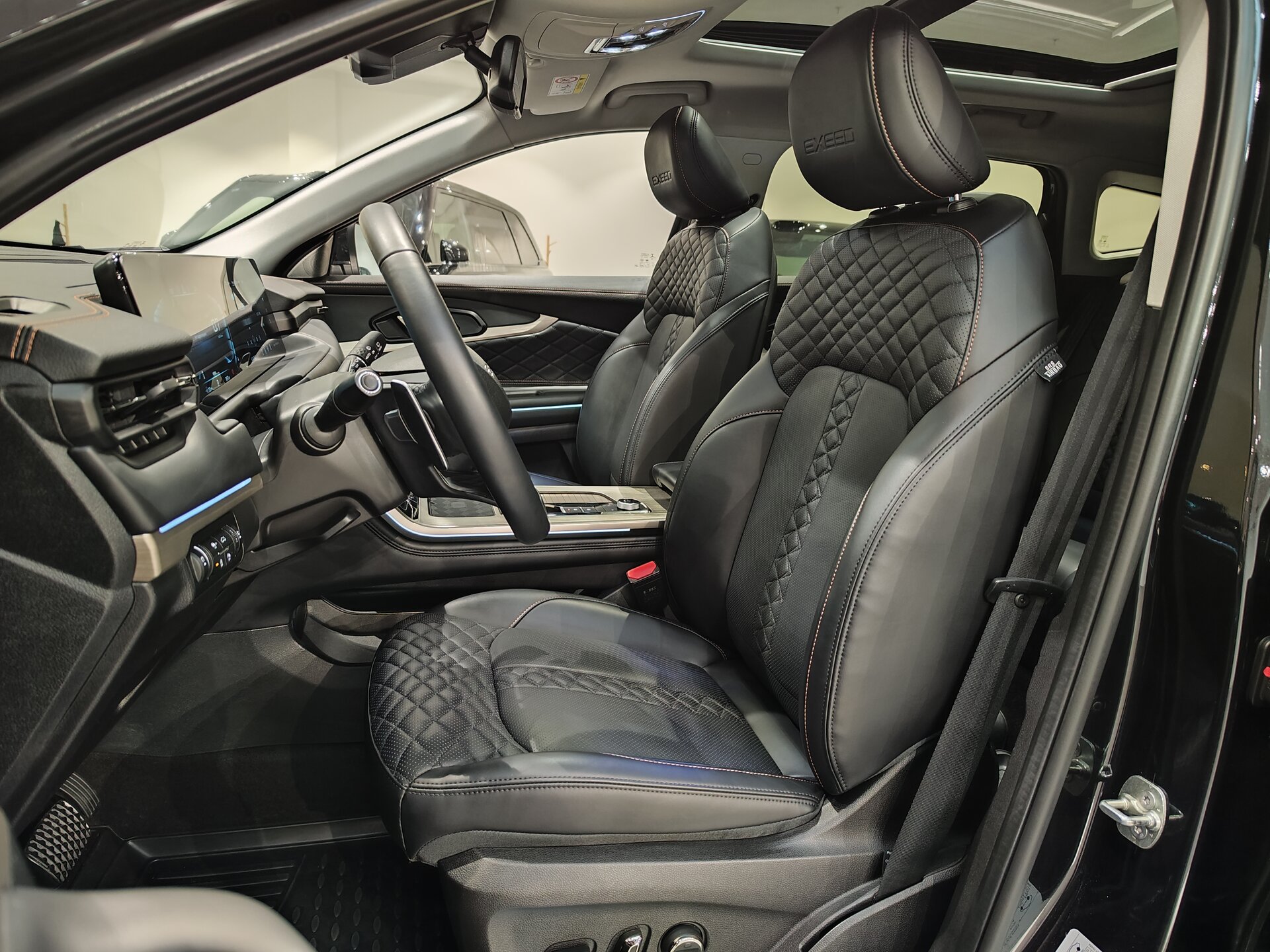 Автомобиль EXEED TXL 2.0 AMT (197 л.с.) 4WD - 8