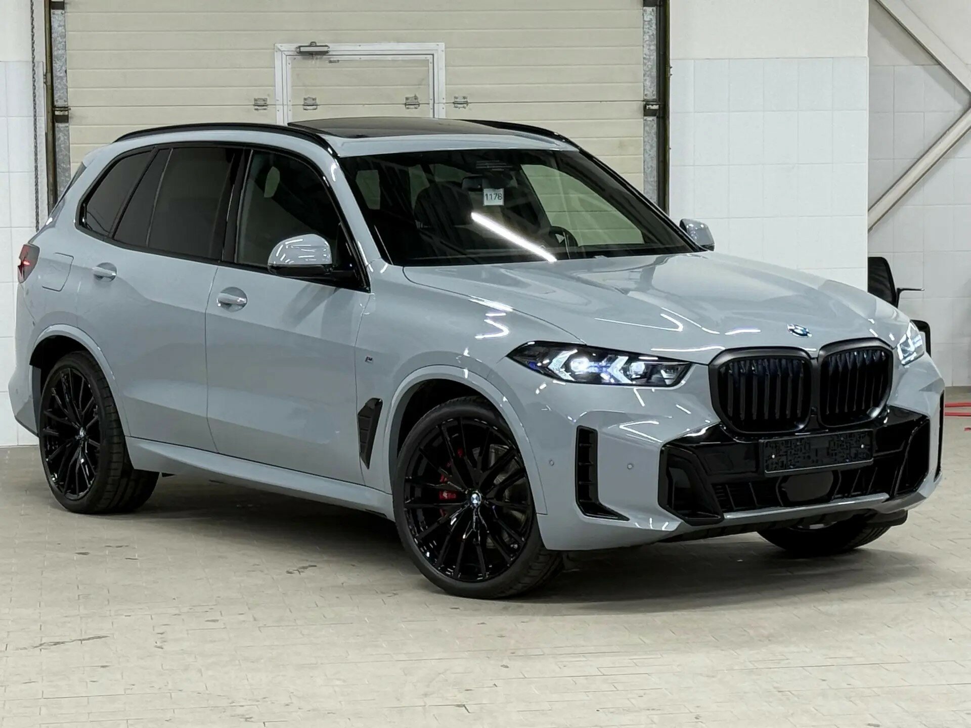 Автомобиль BMW X5 30d 3.0d AT (286 л.с.) 4WD - 5