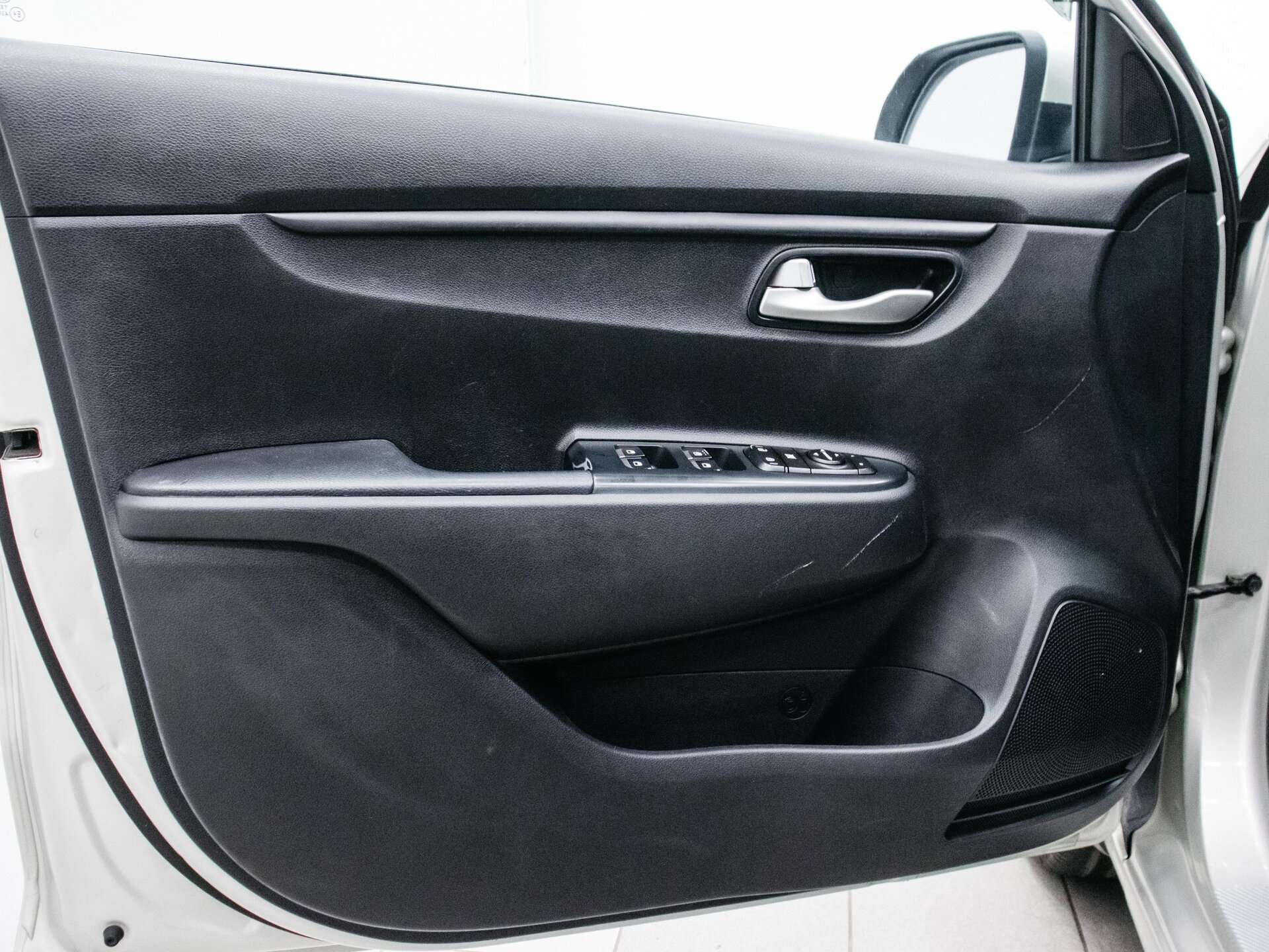 Kia Rio 2019 9