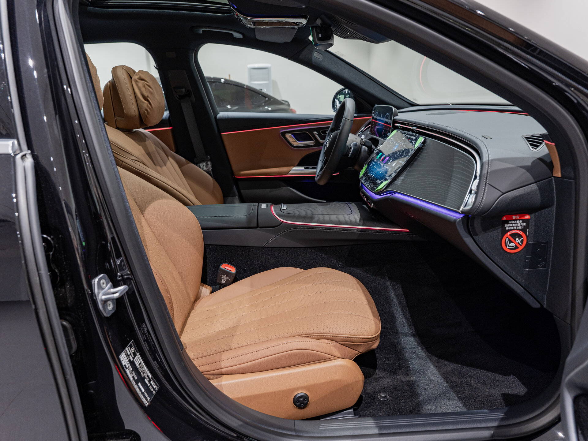 Автомобиль Mercedes-Benz E-Класс 260 L 2.0 AT (204 л.с.) 4WD - 10
