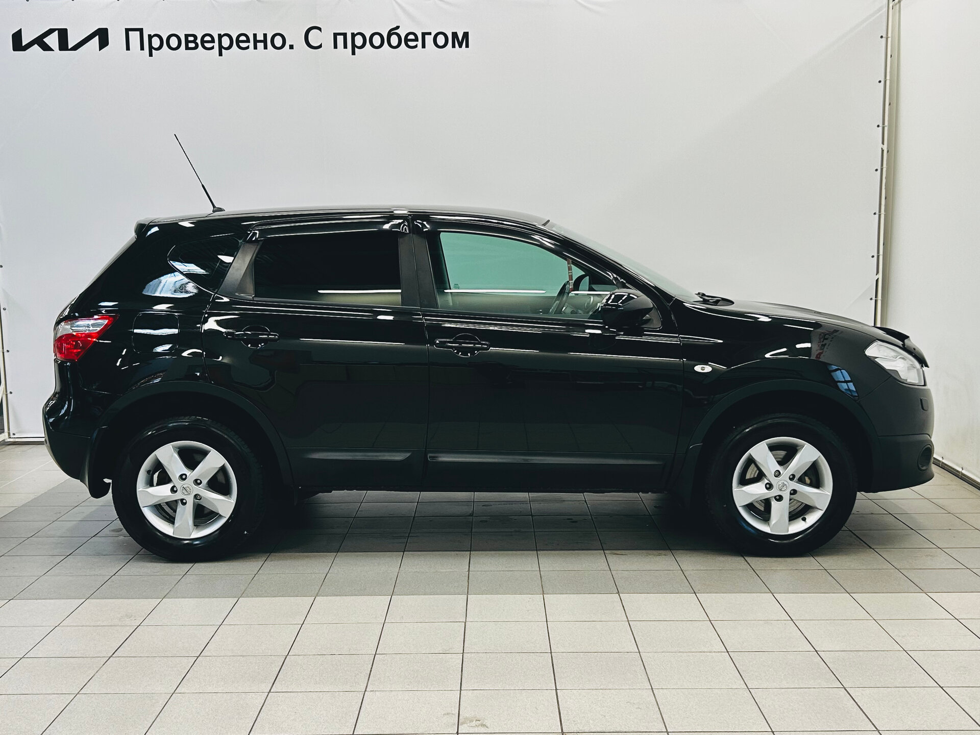 Nissan Qashqai 2012 6