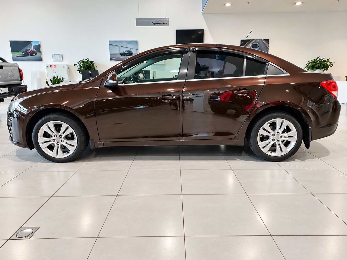 БУ автомобиль Chevrolet Cruze 2014  1.4 л ( 140 л. с.) Коричневый с пробегом 177854 км
