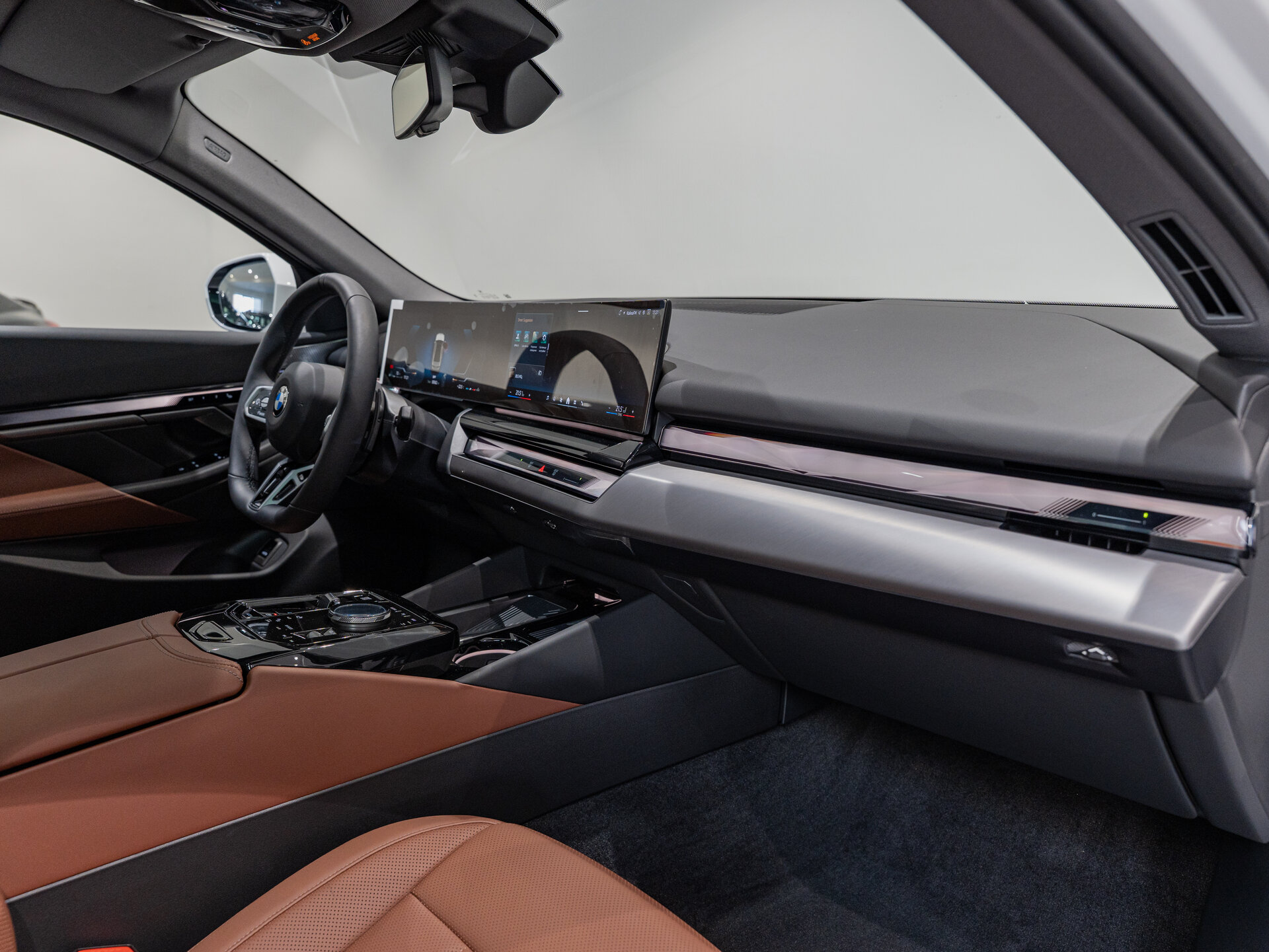 Автомобиль BMW 5 серии 530Li xDrive 2.0 AT (258 л.с.) 4WD - 11