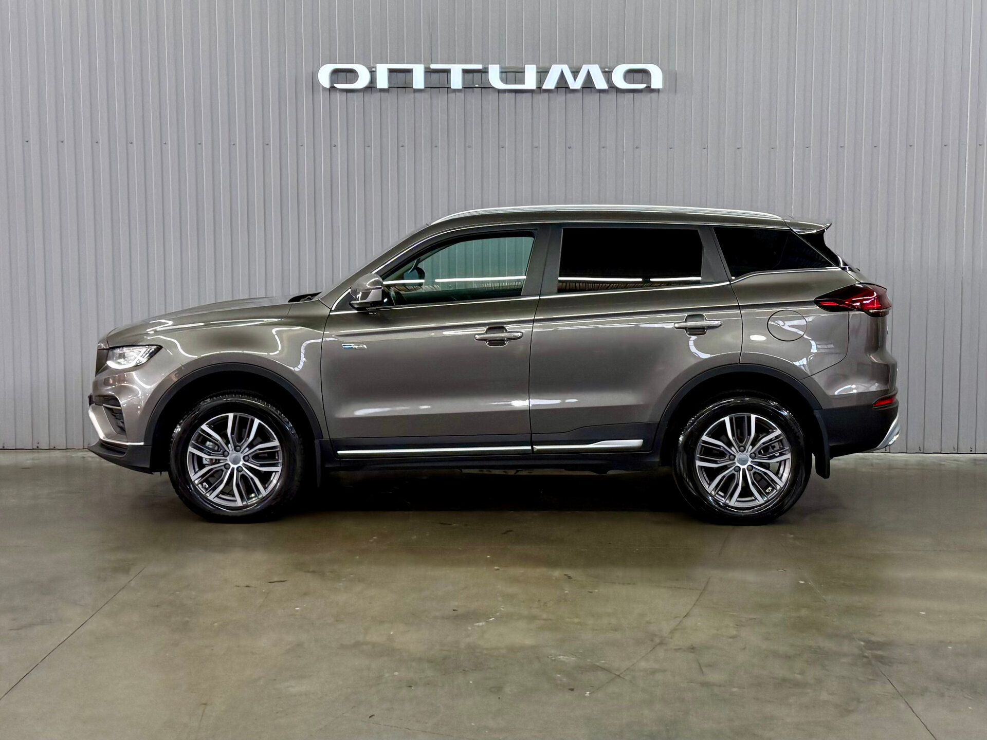 Geely Atlas Pro 